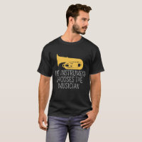 Das Instrument wählt den Musiker-T - Shirt, Tuba