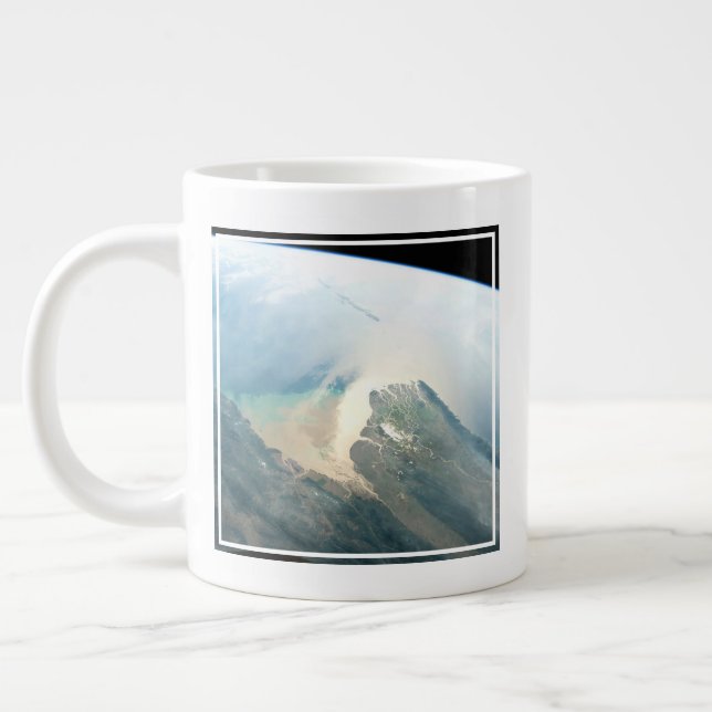Das Irrawaddy River Delta in Birma (Myanmar). Jumbo-Tasse (Links)
