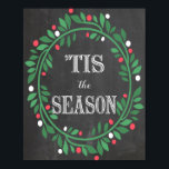 'Das ist die Jahreszeit-Khalkboard-Printwerbung Poster<br><div class="desc">'Das ist die Jahreszeit,  um fröhlich zu sein! Fa la la la la la la,  la la la la carte! Entspannen Sie in der Urlaubsatmosphäre mit diesem einzigartigen Chalkboard-Design. Stellen Sie sicher,  dass Sie meinen Shop für ähnliche koordinierende Designs und Produkte Karo.</div>