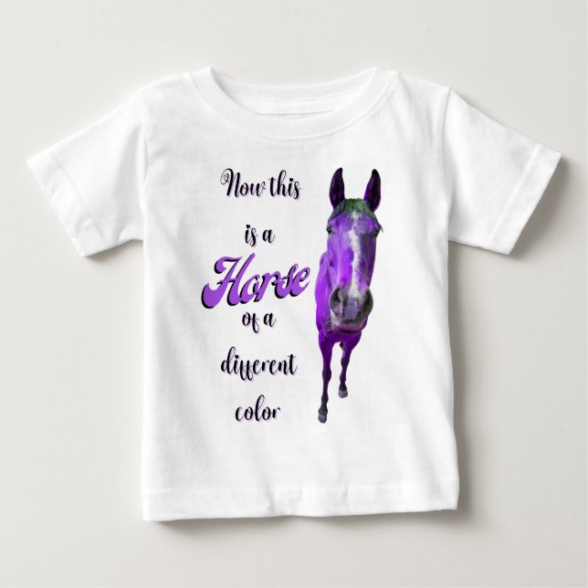 Das ist ein Pferd mit einer anderen Farbe Lila Baby T-shirt (Vorderseite)