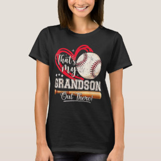 Das ist mein Enkel dort draußen Baseball-Oma T-Shirt