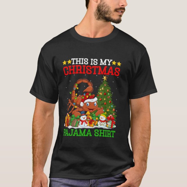 Das ist mein Weihnachtsbaum Pajamas Lights Scorpio T-Shirt (Vorderseite)