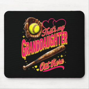 Das ist meine Großtochter da draußen Softball-Groß Mousepad