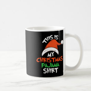 Das ist meine Weihnachts-Pajama-Familie, die mit X Kaffeetasse