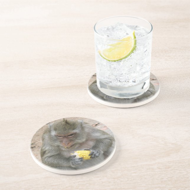 Das ist meins! ... Wild Thai Macaque Monkey Getränkeuntersetzer (Seite)