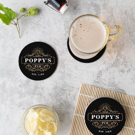 Das Jahr der Zuhause-Bar des "Custom Poppy's Pub" Runder Pappuntersetzer