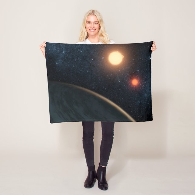 Das künstlerische Konzept illustriert Kepler-16b. Fleecedecke (Beispiel)