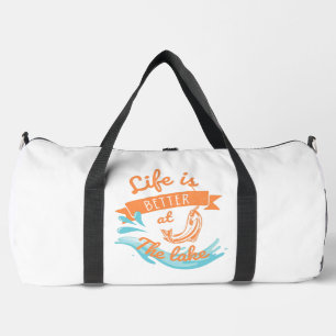 Das Leben am See ist besser Duffle Bag