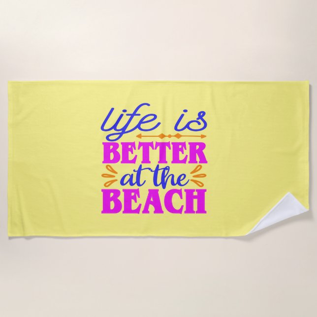 Das Leben am Strand ist besser. Strandtuch (Vorderseite)