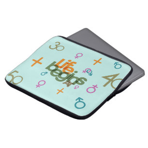 Das Leben beginnt bei (individuell anpassen)   Not Laptopschutzhülle
