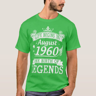 Das Leben beginnt im August 1960 mit der Geburt de T-Shirt