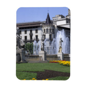 Das Leben in Spanien die schöne Plaza Cataluna mi Magnet