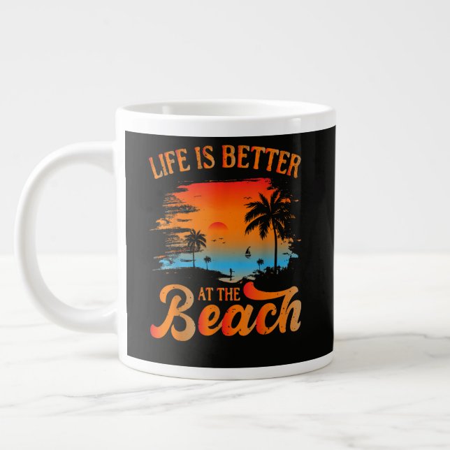 Das Leben ist besser am Strand Jumbo-Tasse (Links)