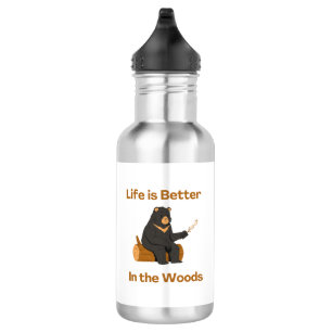 Das Leben ist besser in den Wäldern auf einer Edelstahlflasche