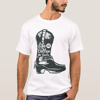 Das Leben ist besser in Stiefeln Männer T - Shirt