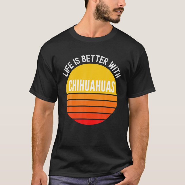 Das Leben ist besser mit Chihuahuuuas, einem sonni T-Shirt (Vorderseite)