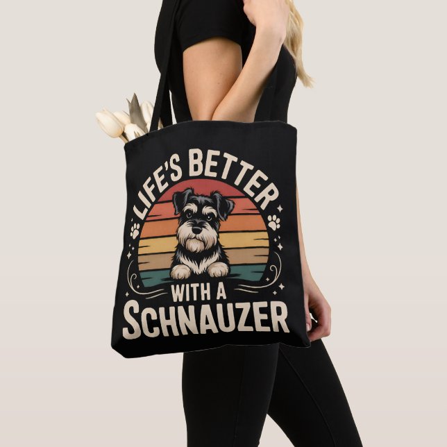 Das Leben ist besser mit einem Schnauzer (Von Nahem)