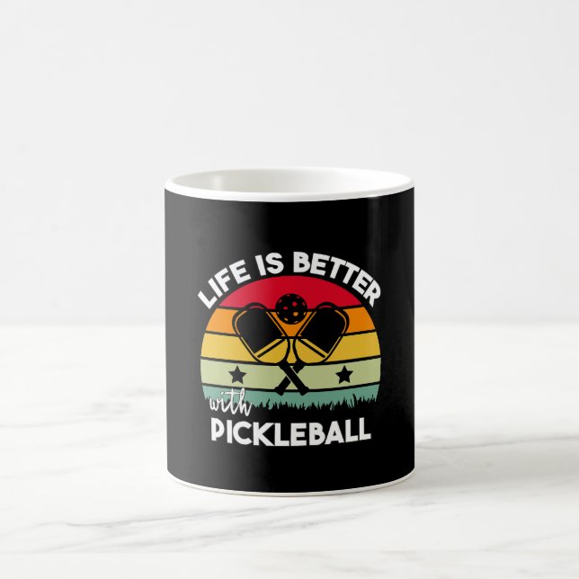 Das Leben ist besser mit Pickleball Kaffeetasse (Mittel)