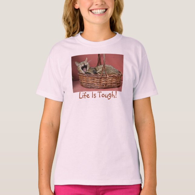 Das Leben ist ein hartes Cat T-Shirt (Vorderseite)