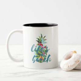 Das Leben ist eine tropische Ananas-Tasse am Stran Zweifarbige Tasse