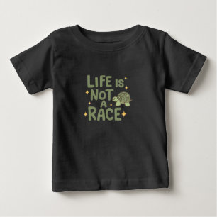 Das Leben ist kein Rennen Baby T-shirt