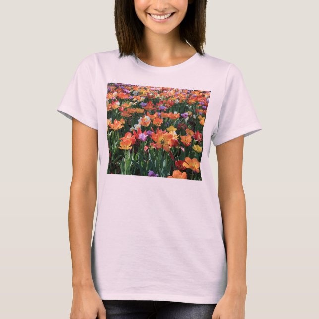 "Das Leben ist nicht immer ein Bett der Rosen" T-Shirt (Vorderseite)