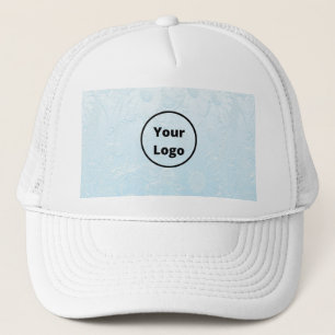 Das Logo ist in blau eingeprägt Truckerkappe