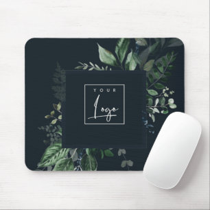 Das Logo "Navy Modern Green Leafy Tropical Foliage Mousepad