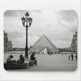 Das Louvre Mousepad
