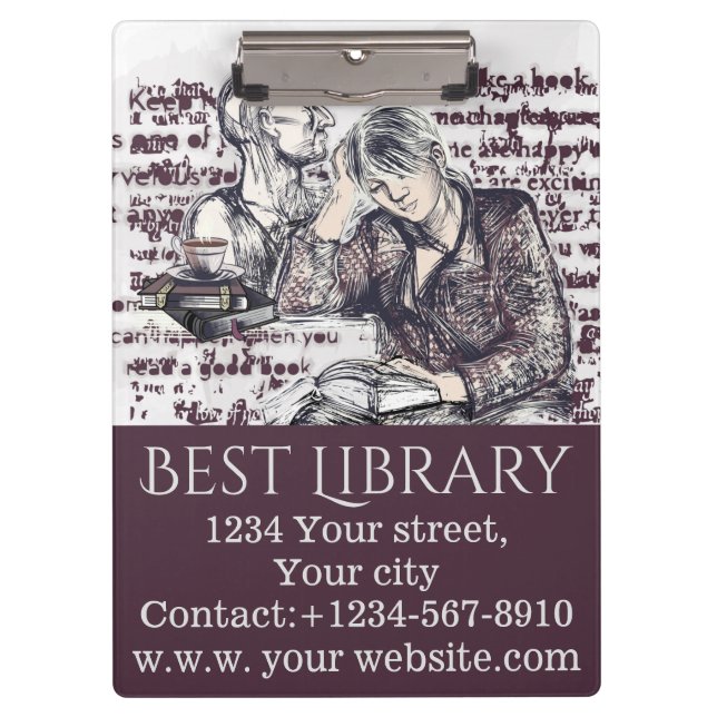 Das Mädchen liest ein Buch Klemmbrett (Vorderseite)