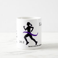 Das Marathon-Tasse der Frauen mit lila Band