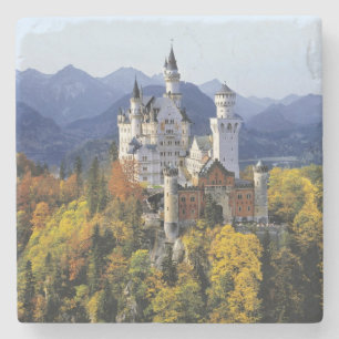 Das märchenhafte Neuschwanstein ist eines von drei Steinuntersetzer