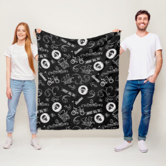 Das Muster der Goonies-Symbole Fleecedecke