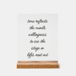 Das nächste Akt des Akronylischen Zeichens Acrylschild