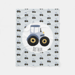 Das Niedliche blaue Traktormuster von Boy & Name C Fleecedecke