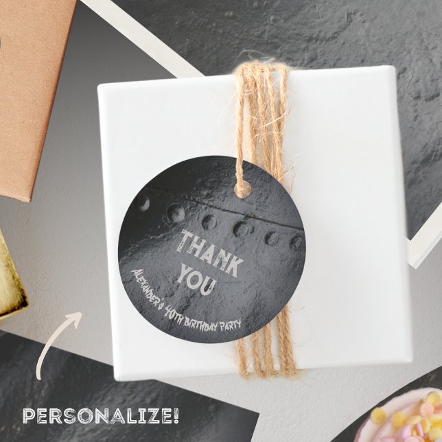 Das Party eines Mannes im Stile eines Schwarzen Me Geschenkanhänger (Von Creator hochgeladen)