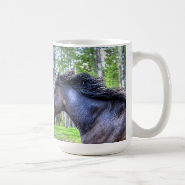 Das Percheron Pferd Foto läuft auf schwarzem Thoro Tasse (Rechts)
