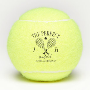 Das perfekte Match Hochzeitspaar-Logo mit individu Tennisbälle
