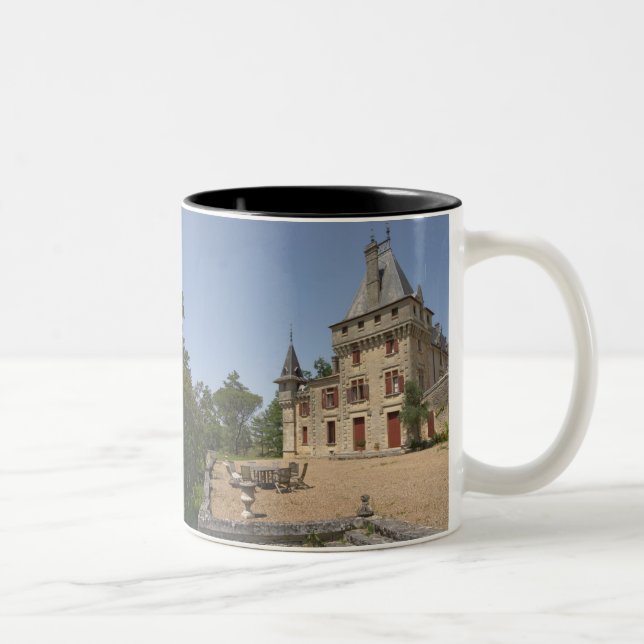 Das prächtige Chateau de Pressac und der Garten Zweifarbige Tasse (Rechts)