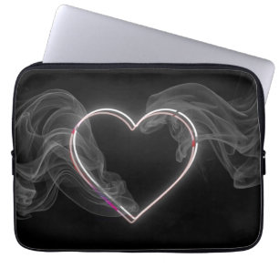 Das rauchend heiße Valentinsmotiv auf dieser Elekt Laptopschutzhülle