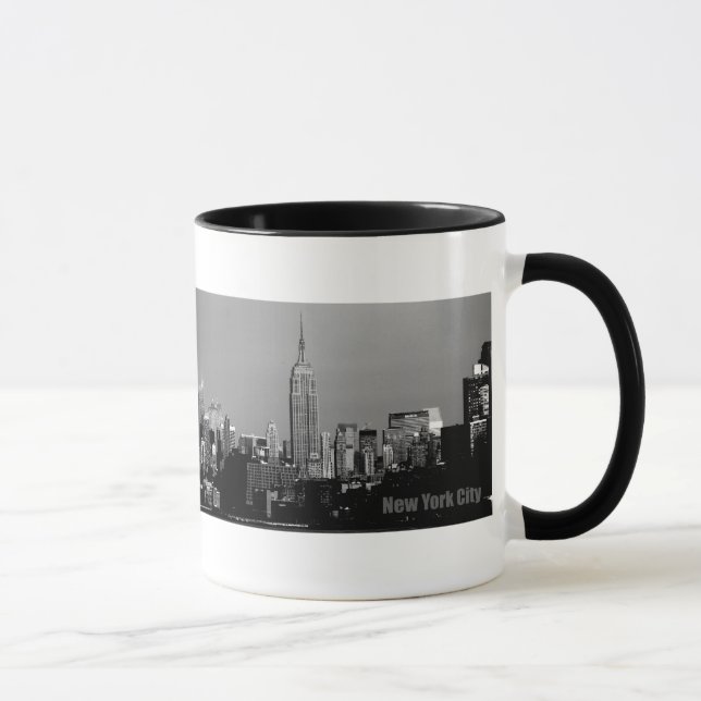Das Reich-Staats-Gebäude Tasse (Rechts)