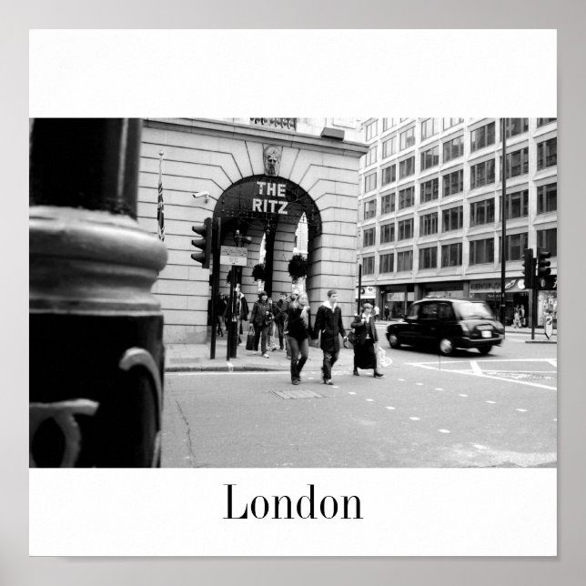 Das Ritz Hotel London Poster (Vorne)
