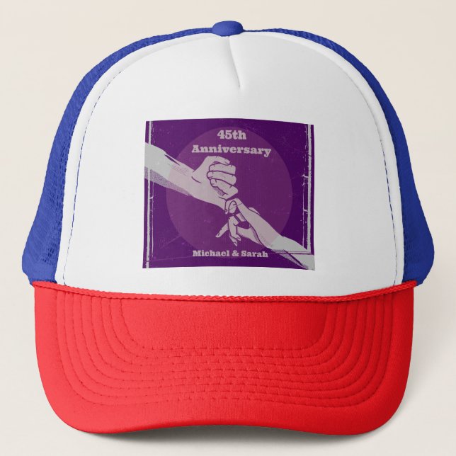 Das romantische Ehepaar Customiz hält Händchen Truckerkappe (Vorderseite)