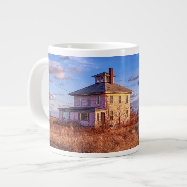 Das rosa Haus | Newbury Mass Jumbo-Tasse (Vorderseite Links)