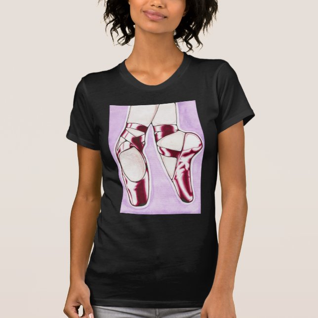 Das Rot beschuht Balletpantoffel T-Shirt (Vorderseite)