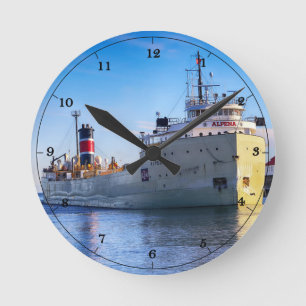 Das Schiff Alpena auf dem Lake Superior Runde Wanduhr
