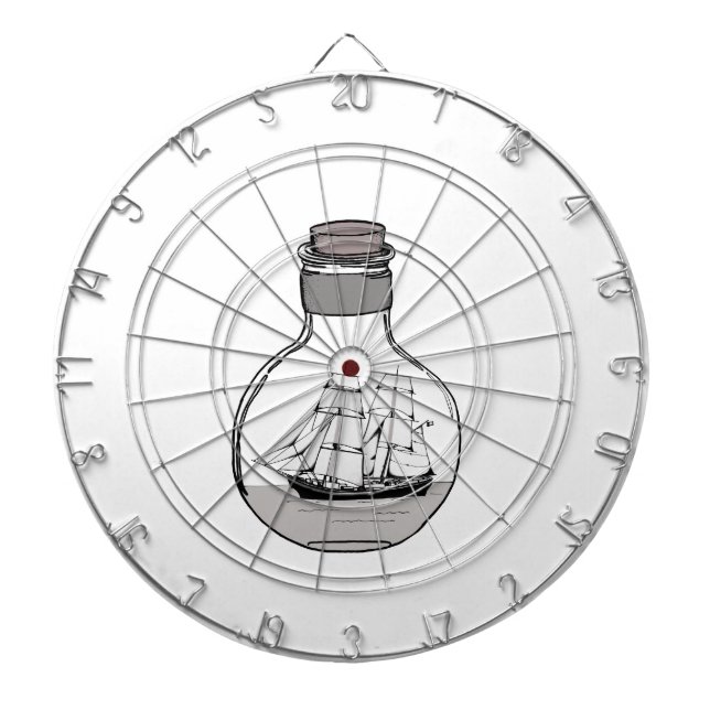Das Schiff in der Glühlampe Dartscheibe (vorne)