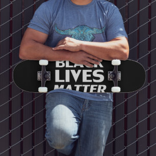 Das Schwarze Leben ist wichtig, Schwarz-weiß Skateboard