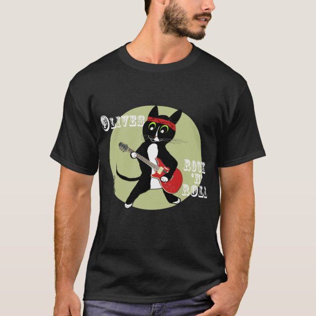 Das schwarze T-Shirt der schwarze Katze (Vorderseite)