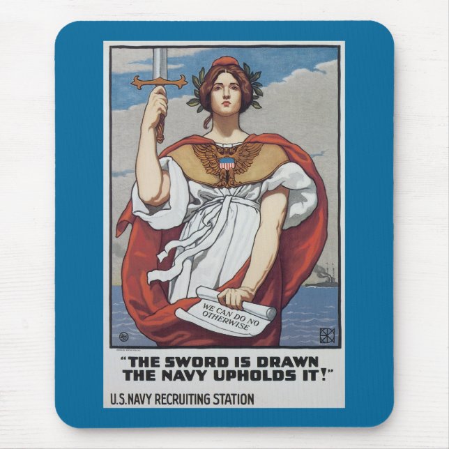 Das Schwert wird Gezeichnet, die Marine hält es au Mousepad (Vorne)